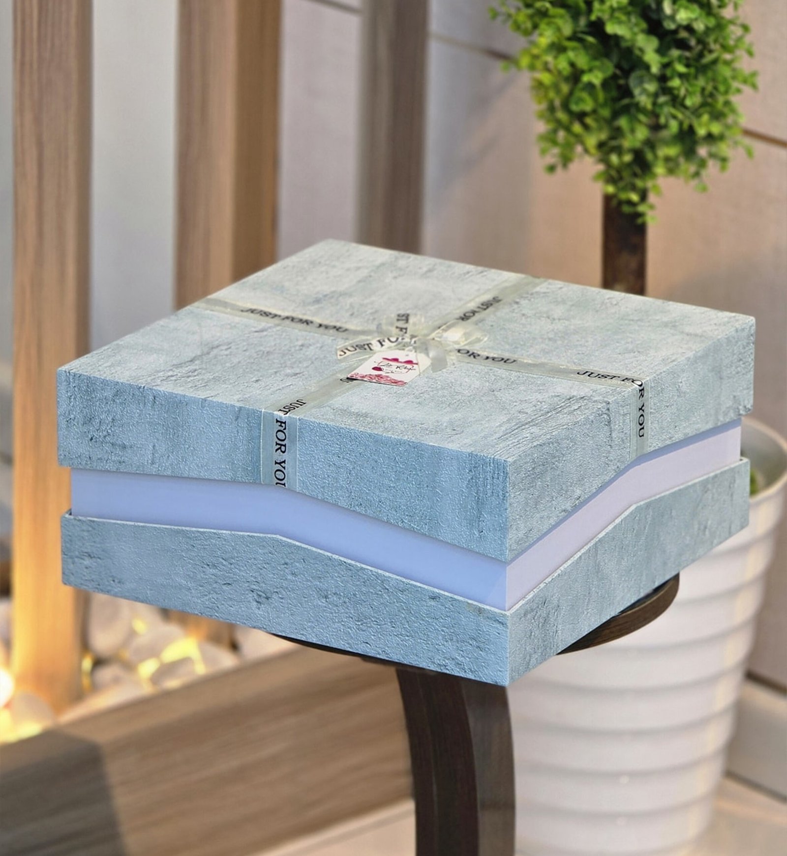 عــلب خـاصة